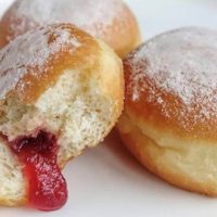 Donuts (Hot, Strawberry Jam, Fresh)
